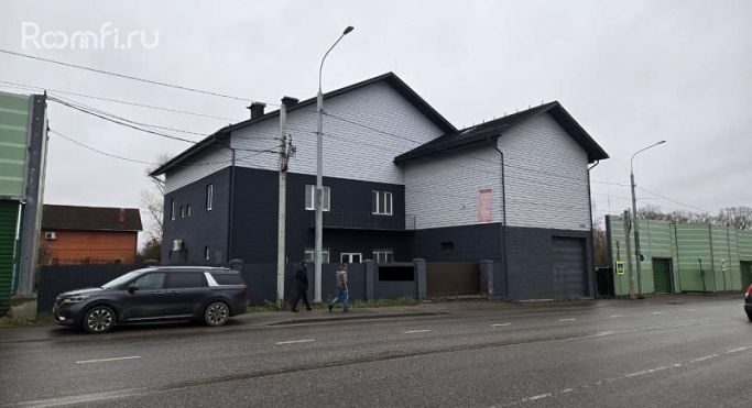 Продажа помещения свободного назначения 1000 м² - фото 1