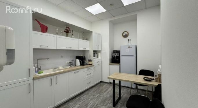 Аренда помещения свободного назначения 364 м², Лесная улица - фото 1