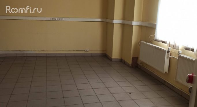 Аренда склада 5100 м², Коммунальная улица - фото 2