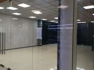 Аренда торгового помещения 83.2 м²
