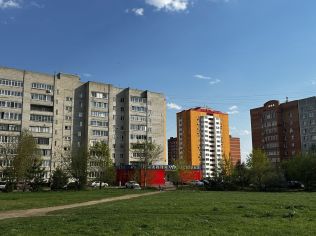Аренда торгового помещения 261 м²