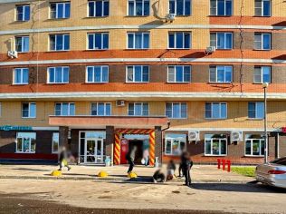 Продажа торгового помещения 641 м²