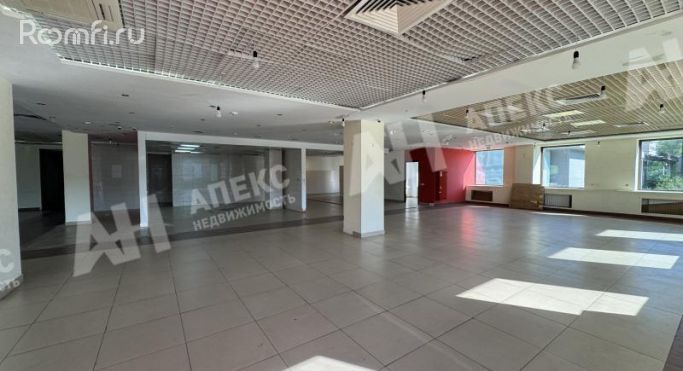 Аренда помещения свободного назначения 465 м², Московская улица - фото 1