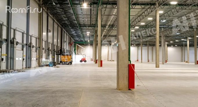 Аренда склада 10000 м², Аэропортовская улица - фото 1