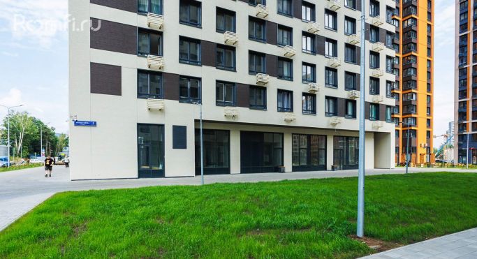 Аренда помещения свободного назначения 305.3 м², бульвар Эйнштейна - фото 1