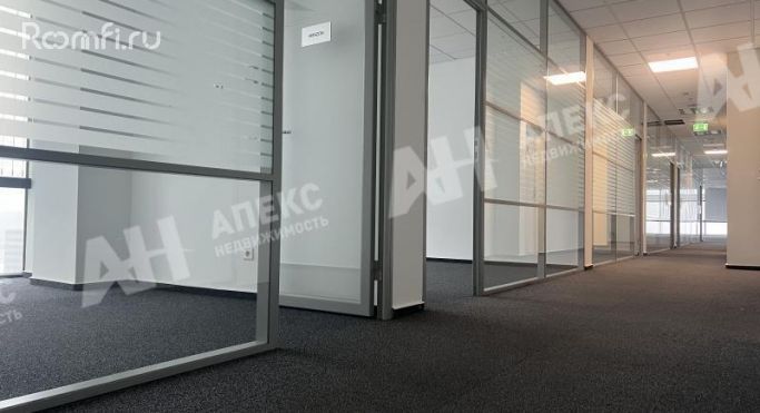 Аренда офиса 444 м², Ленинградская улица - фото 2
