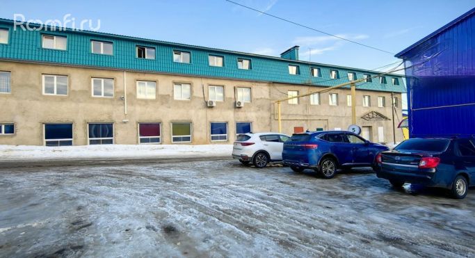 Аренда помещения свободного назначения 2000 м², Фабричная улица - фото 1