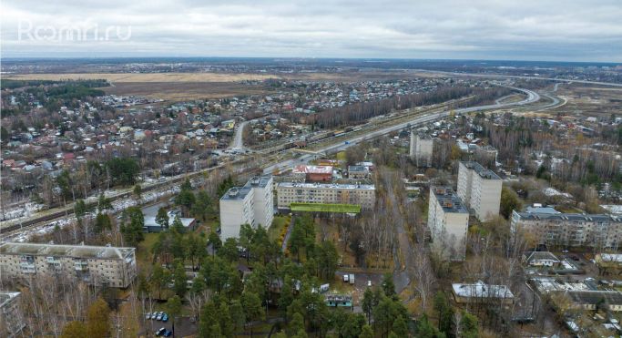 Продажа торгового помещения 1386.5 м² - фото 1