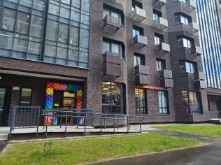 Продажа торгового помещения 141.7 м²