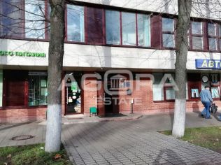 Аренда торгового помещения 250.6 м²