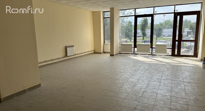 Аренда торгового помещения 162 м², Московская улица - фото 1