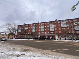 Аренда торгового помещения 390 м²