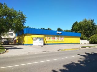 Аренда торгового помещения 430 м²