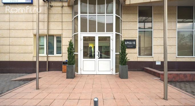 Продажа торгового помещения 3500 м², Молодёжная улица - фото 3