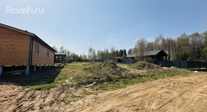 Продажа земельных участка 0.1 га, Малахитовая улица - фото 1