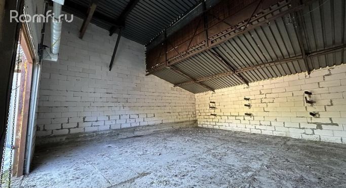 Продажа склада 905 м² - фото 1