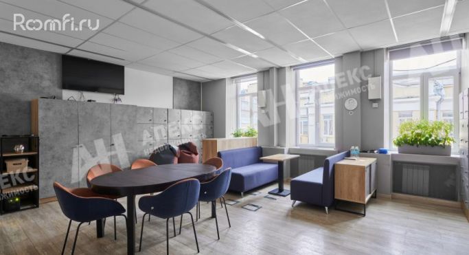 Аренда помещения свободного назначения 550 м², Лесная улица - фото 1