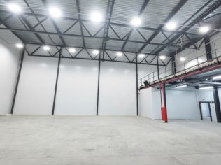 Аренда помещения свободного назначения 550 м²