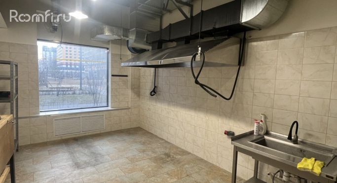 Продажа помещения свободного назначения 75 м², улица Лётчика Ларюшина - фото 3