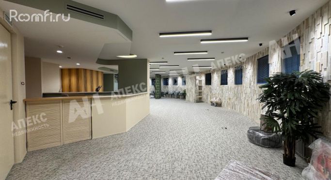 Аренда помещения свободного назначения 240 м², Весенняя улица - фото 1