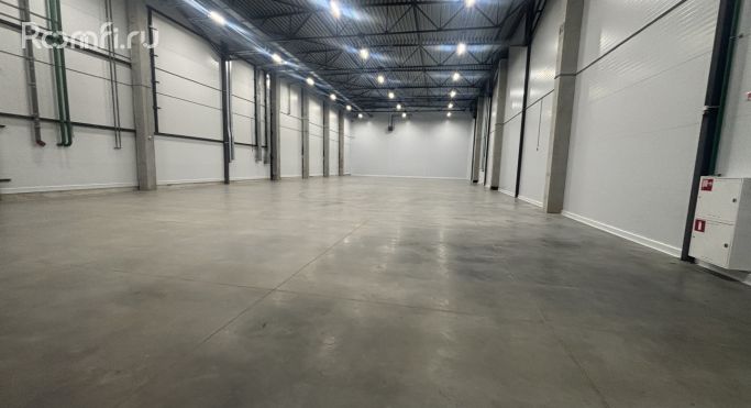 Аренда склада 750 м², Коммунальная улица - фото 3