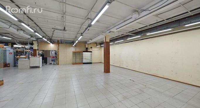 Аренда торгового помещения 700 м², Спортивная улица - фото 2