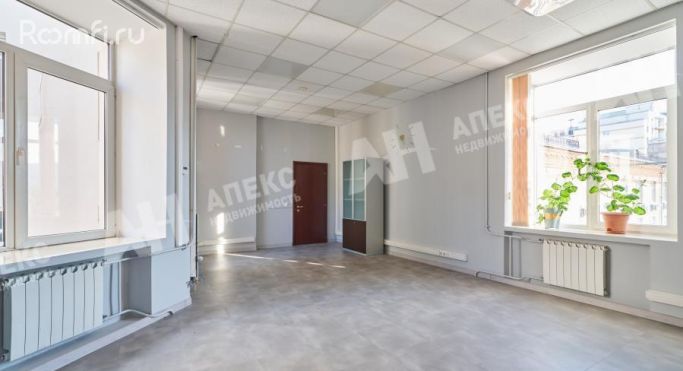 Аренда офиса 151 м², Лесная улица - фото 2