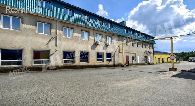 Аренда помещения свободного назначения 1300 м², Фабричная улица - фото 1