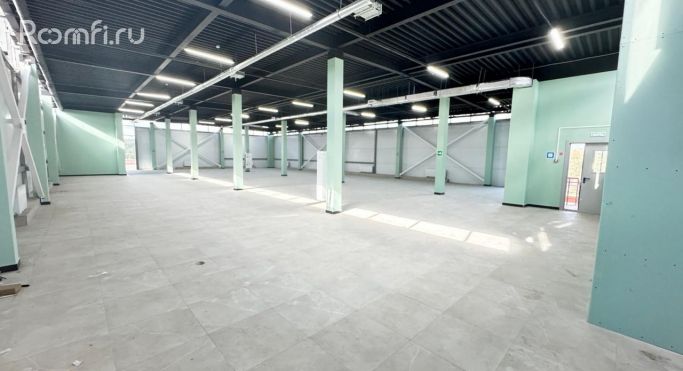 Аренда торгового помещения 488 м², Профсоюзная улица - фото 1