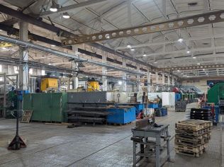 Аренда помещения свободного назначения 1700 м²