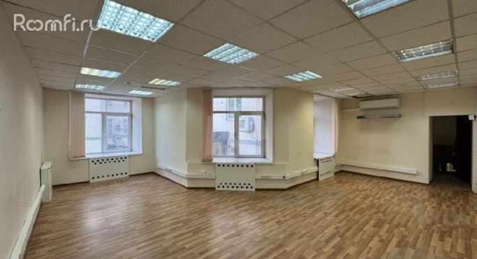 Аренда помещения свободного назначения 364 м², Лесная улица - фото 1