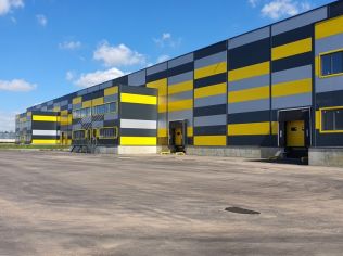 Продажа помещения свободного назначения 2093 м²