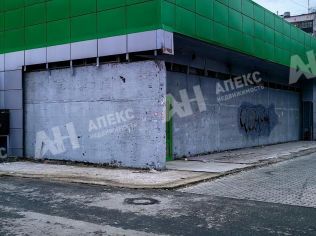 Аренда помещения свободного назначения 716 м²