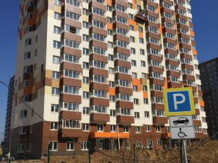 Аренда торгового помещения 453 м²