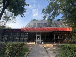 Аренда торгового помещения 200 м²