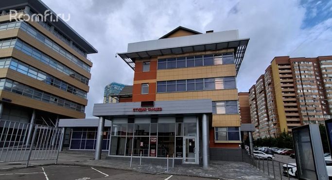 Продажа помещения свободного назначения 1810 м², Успенская улица - фото 1