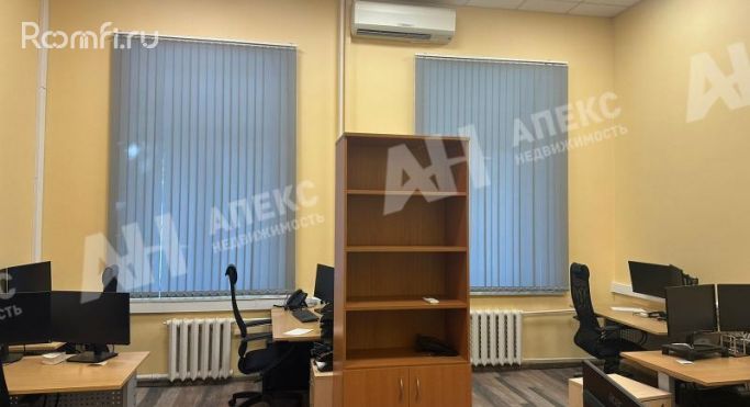 Аренда помещения свободного назначения 418 м², Москворецкая набережная - фото 1