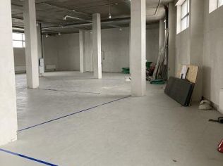 Аренда торгового помещения 820 м²