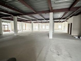 Аренда помещения свободного назначения 840 м²