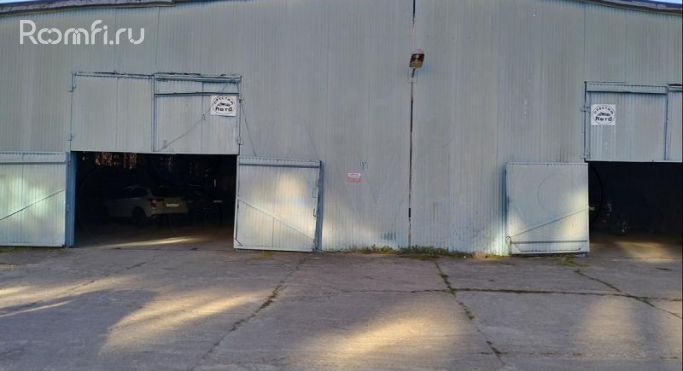 Продажа помещения свободного назначения 1500 м², Российская улица - фото 2