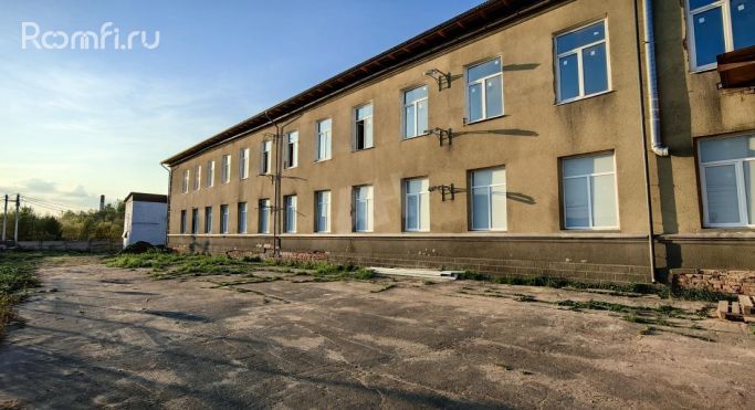 Аренда помещения свободного назначения 1846 м², Фабричная улица - фото 1