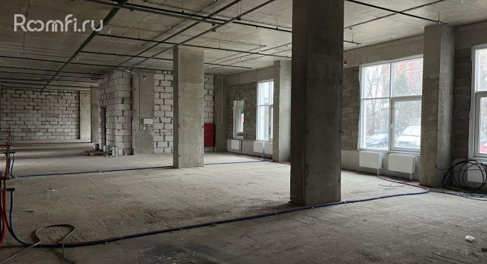 Продажа торгового помещения 467.9 м², Центральная улица - фото 4