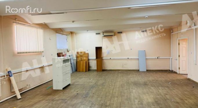 Аренда помещения свободного назначения 250 м², Москворецкая набережная - фото 1