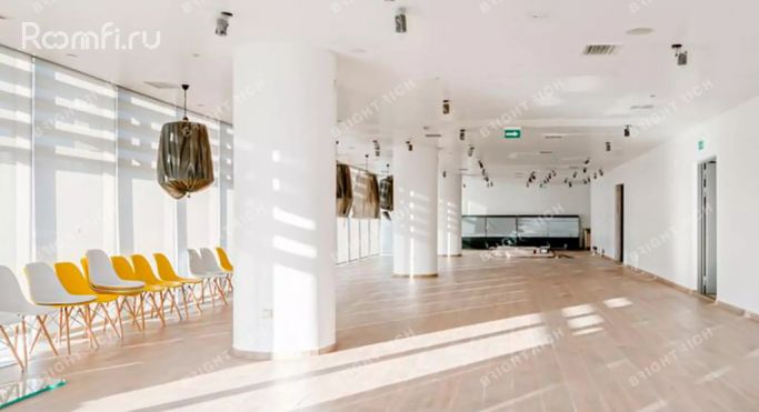 Аренда офиса 14541.6 м², Ленинградская улица - фото 1