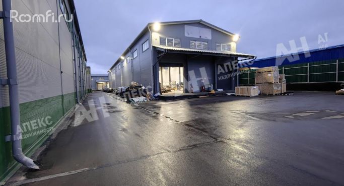 Аренда склада 850 м², Южная улица - фото 1