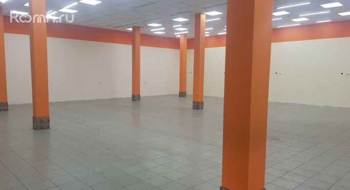 Аренда торгового помещения 320 м², Советская улица - фото 1