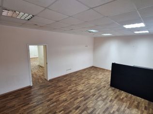 Аренда помещения свободного назначения 90.4 м²