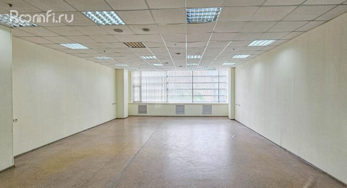 Аренда офиса 94 м², бульвар Строителей - фото 1