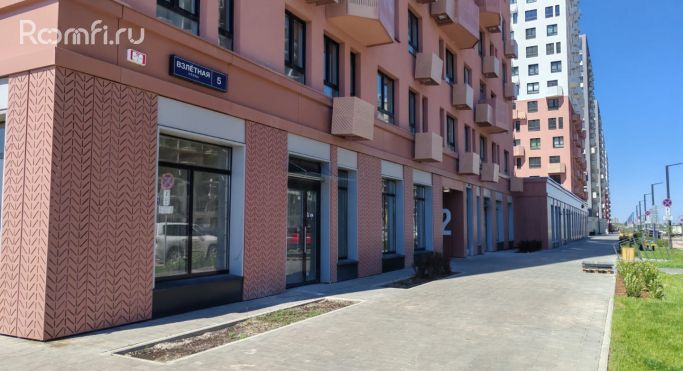 Аренда помещения свободного назначения 108 м², Взлётная улица - фото 1