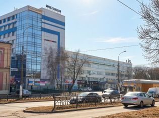 Аренда помещения свободного назначения 1200 м²
